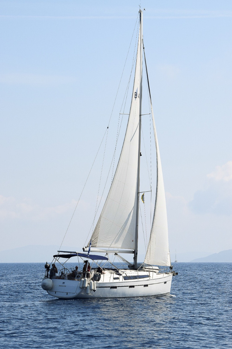 Bavaria 41 sailing
