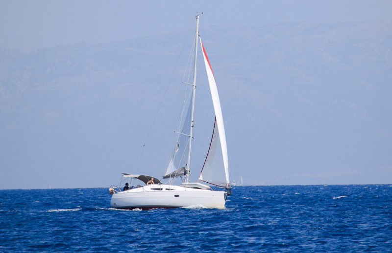 Elan 384 sailing