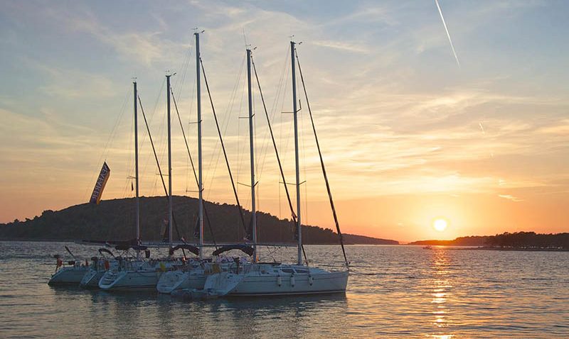 Seafarer yachts sunset