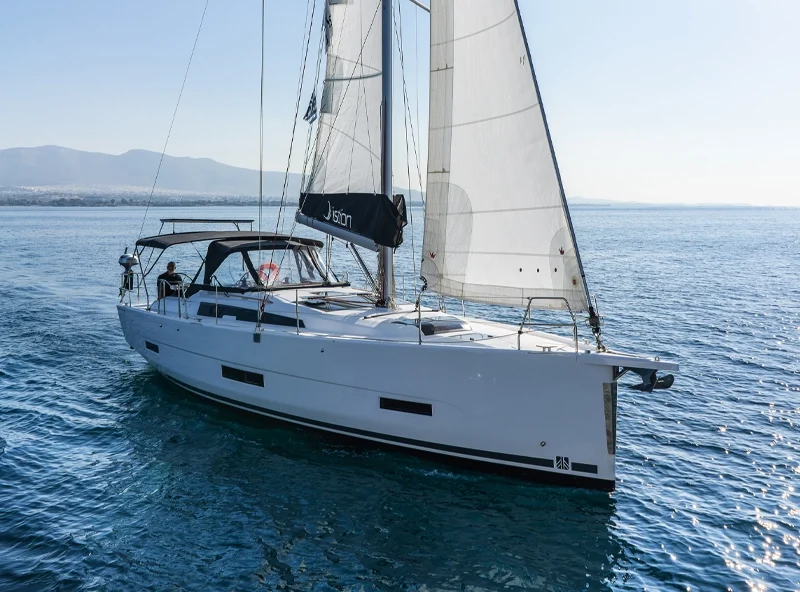 A Dufour 390 Grand Large under sail, the model sailed on the Seafarer BVI flotilla
