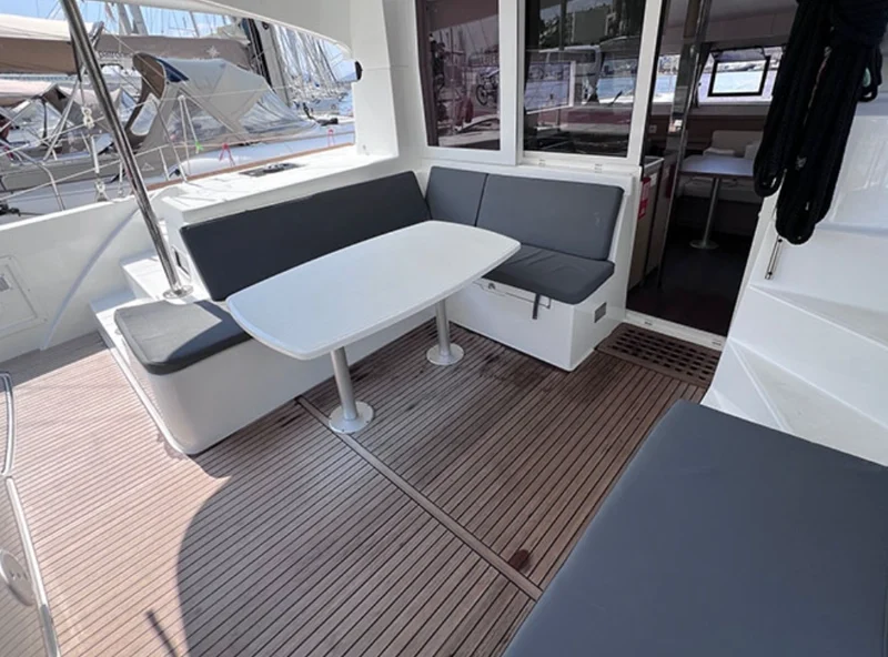 Lagoon 400 catamaran cockpit and raised helm station