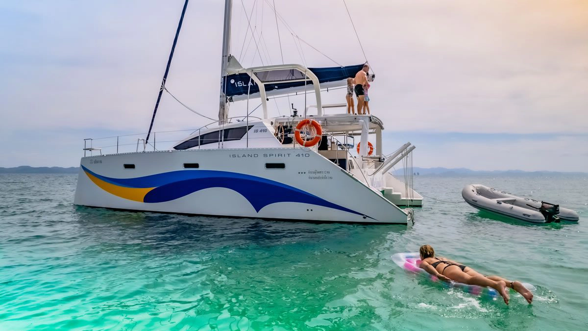 Island Spirit 410 Island Dream