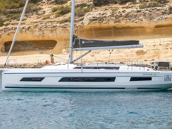 Dufour 410 Exterior