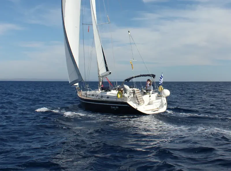 Big boat sailing course: Ocean Star 51 under sail in Greece