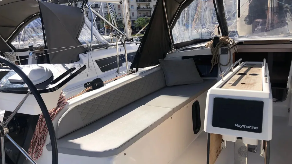 The cockpit of a Dufour 37