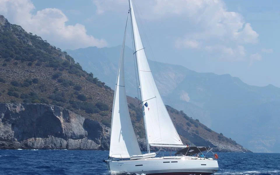 The Sun Odyssey 409 under sail on the Seafarer Fethiye flotilla